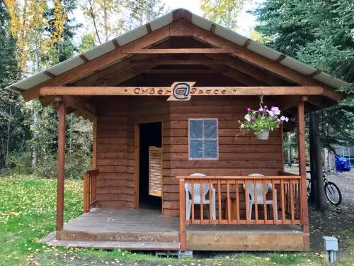 Sven's Basecamp Hostel