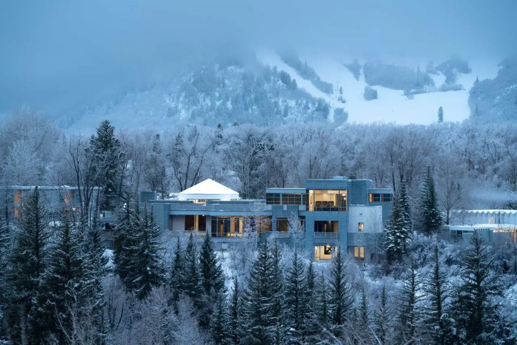 Aspen Meadows Resort — фото 4