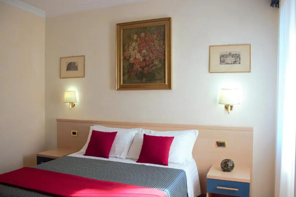 Standard Double room (full double bed)