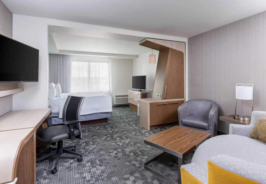 Courtyard by Marriott Bismarck North — фото 6