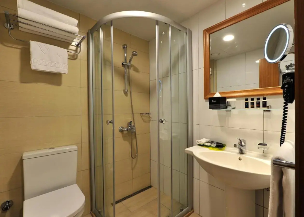 Holiday Inn Istanbul City — Стамбул, Туреччина мініатюра 11