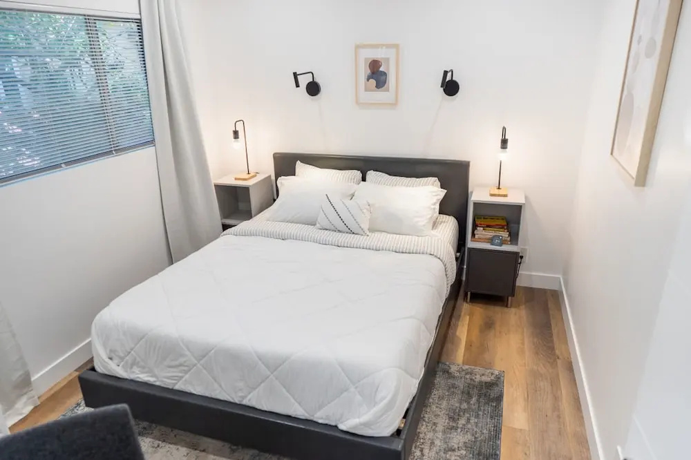 Toluca Lake Modern 1BR Fully Renovated Remodeled in 2023 w Ev-charger p70