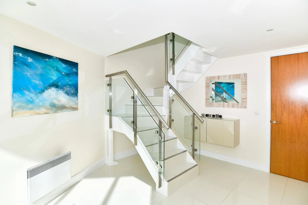 Meridian Quay – the Penthouse — 3