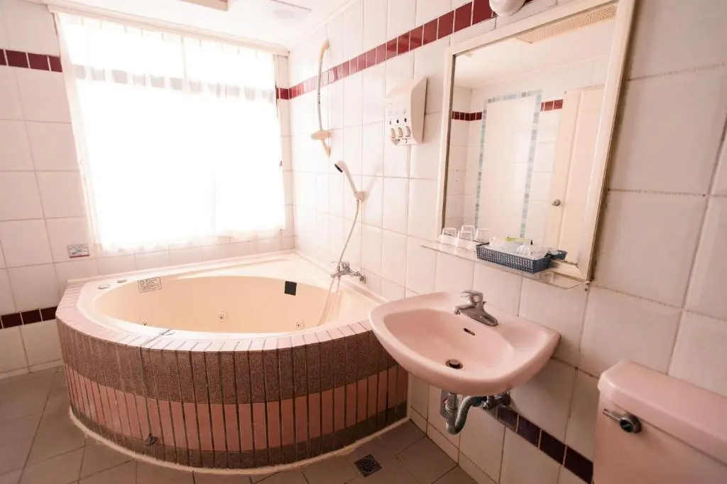 Deluxe Double room (full double bed)