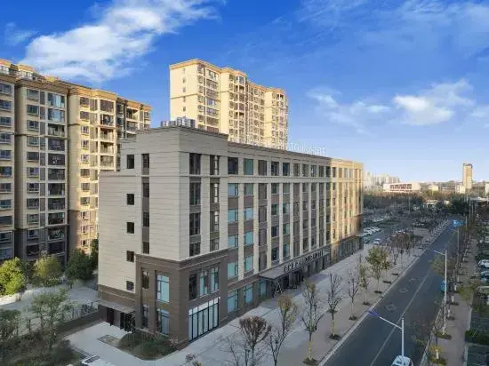 Atour Hotel Tianchang Qianqiu Avenue Bus Terminal Center