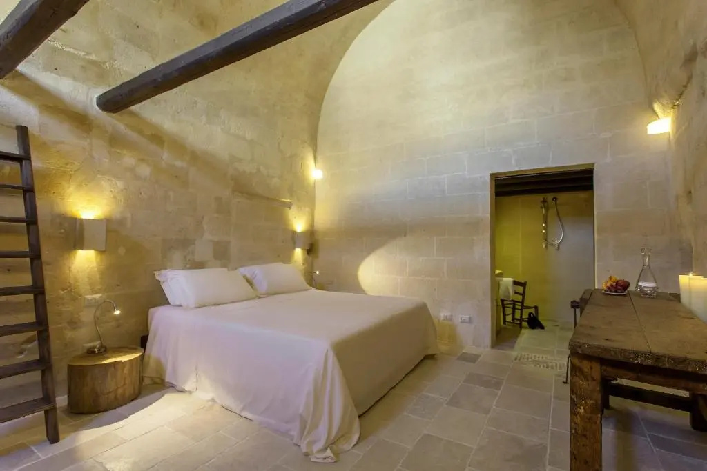 Superior Double room (full double bed)