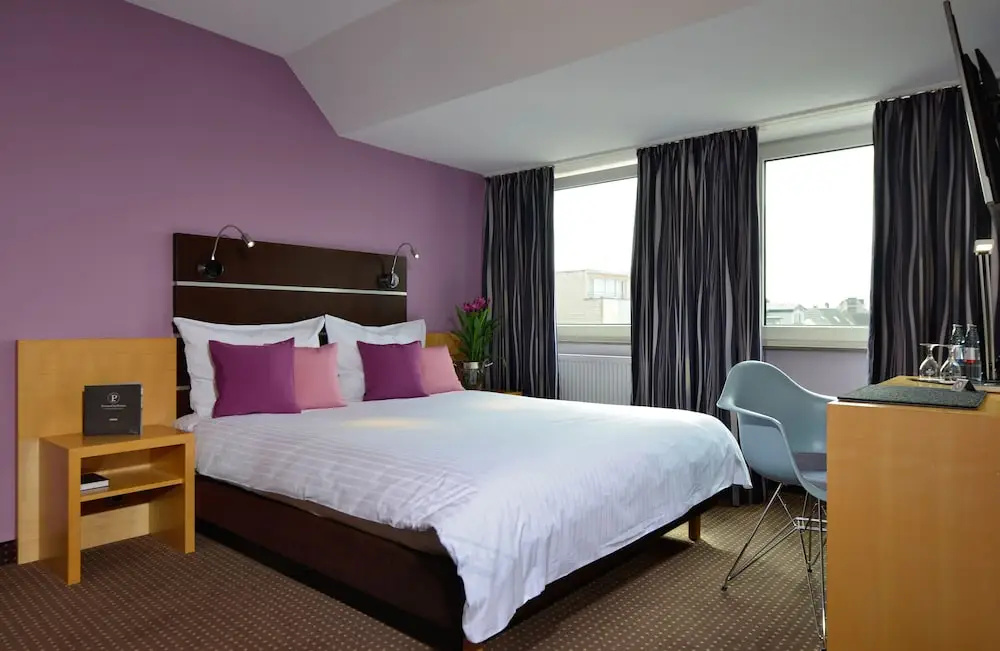 Hotel UHU Garni Köln - Chambres