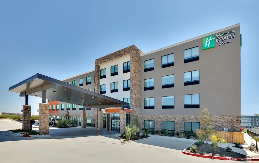 Holiday Inn Express & Suites Fort Worth North - Northlake , an IHG Hotel