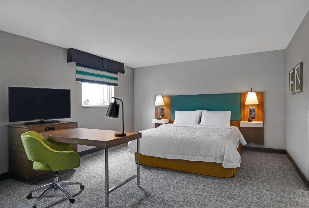Double Suite (full double bed)