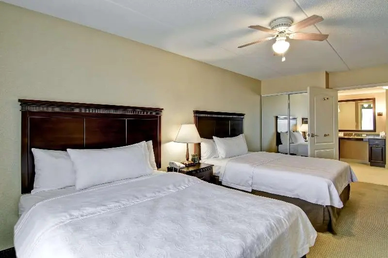 Homewood Suites by Hilton Sudbury - Chambres