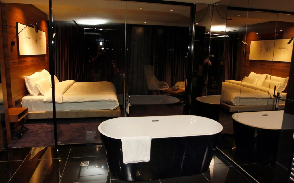 Ambasador Hotel - фото 10