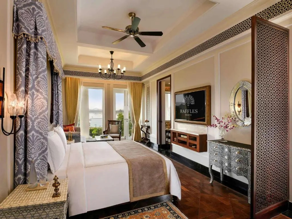 Standard Double room with balcony (full double bed)