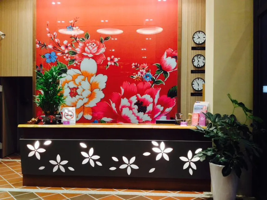 Lobby & Reception