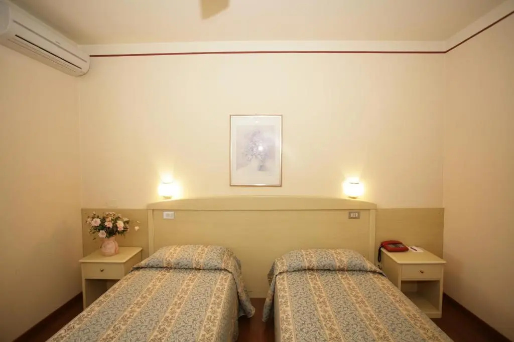 Hotel Ezzelino - Chambres
