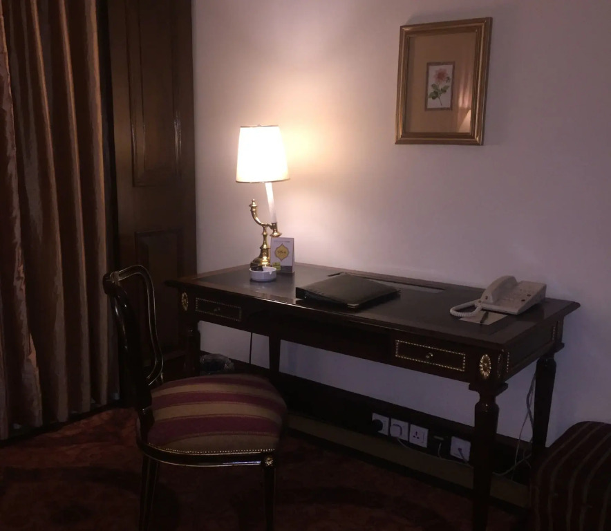 Image 7