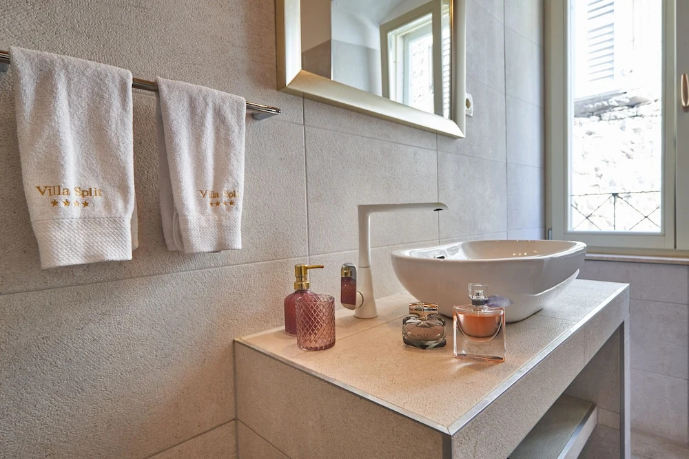 Junior Suite with city view