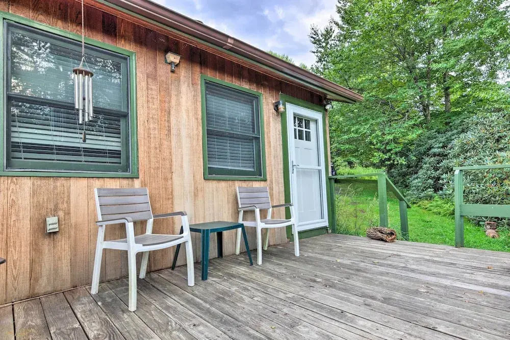 8 Acres + Hiking Trails: Little Switzerland Escape - фото 9