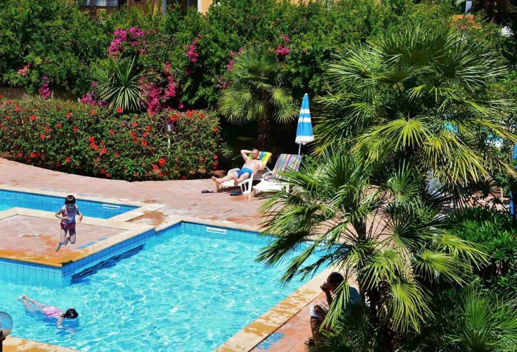 Hotel photo 8