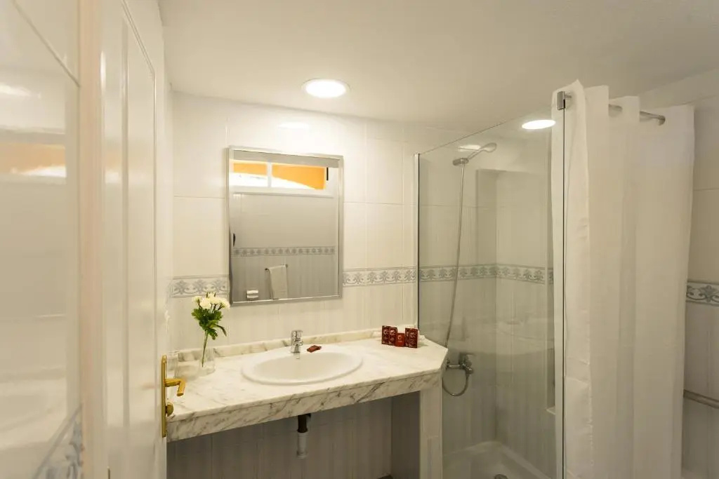 El Marqués Palace by Intercorp Hotel Group - Chambres