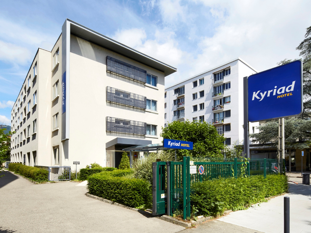 Kyriad Grenoble Centre - Chambres