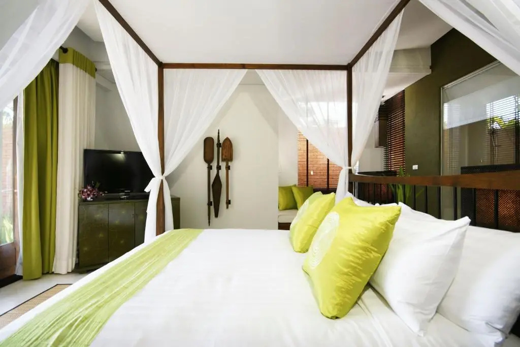 Deluxe Double room (full double bed)