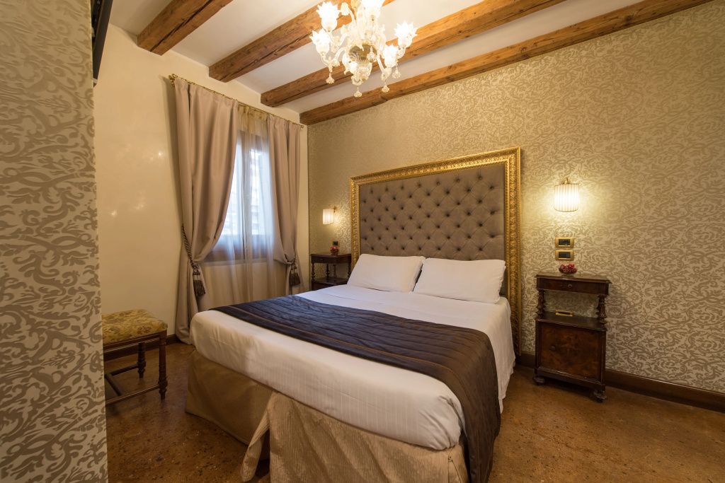 Palazzo Bembo — 3