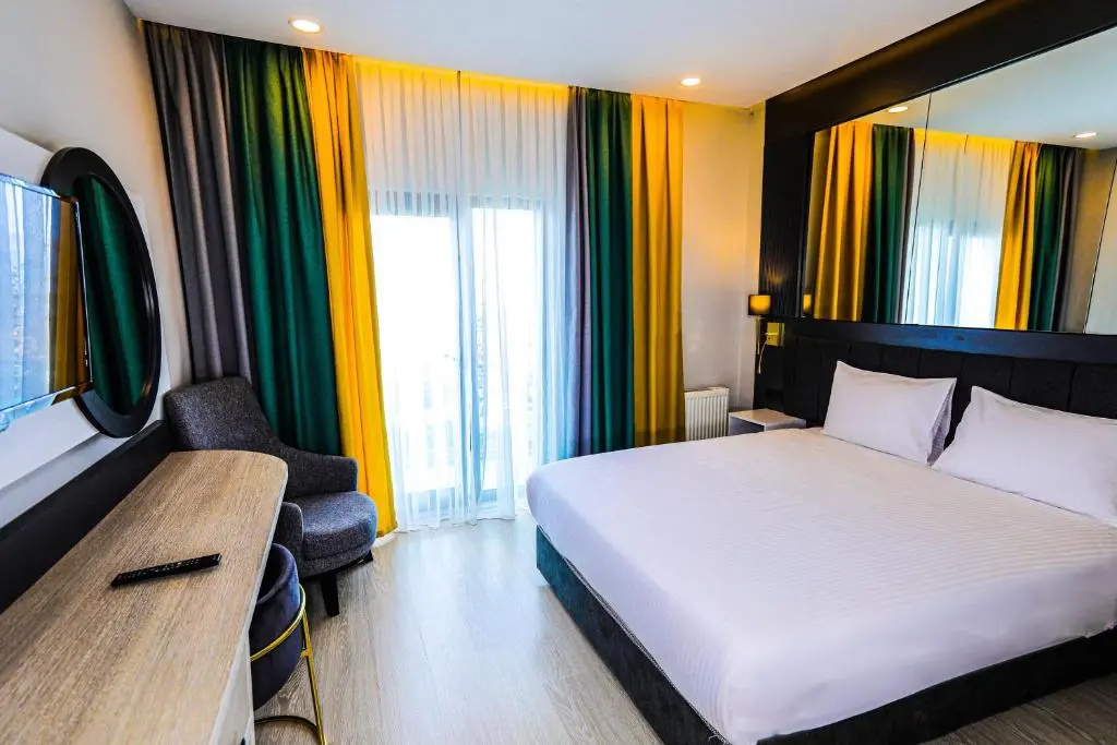 Superior Double room (full double bed)