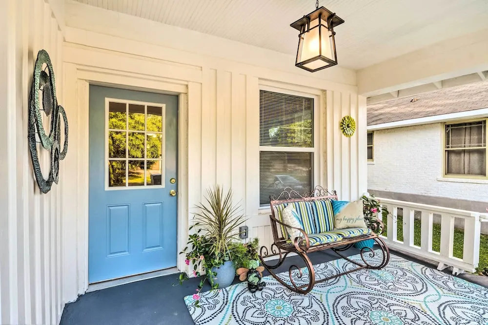 Remodeled Dtwn Hot Springs Home w/ Porch! — фото 2