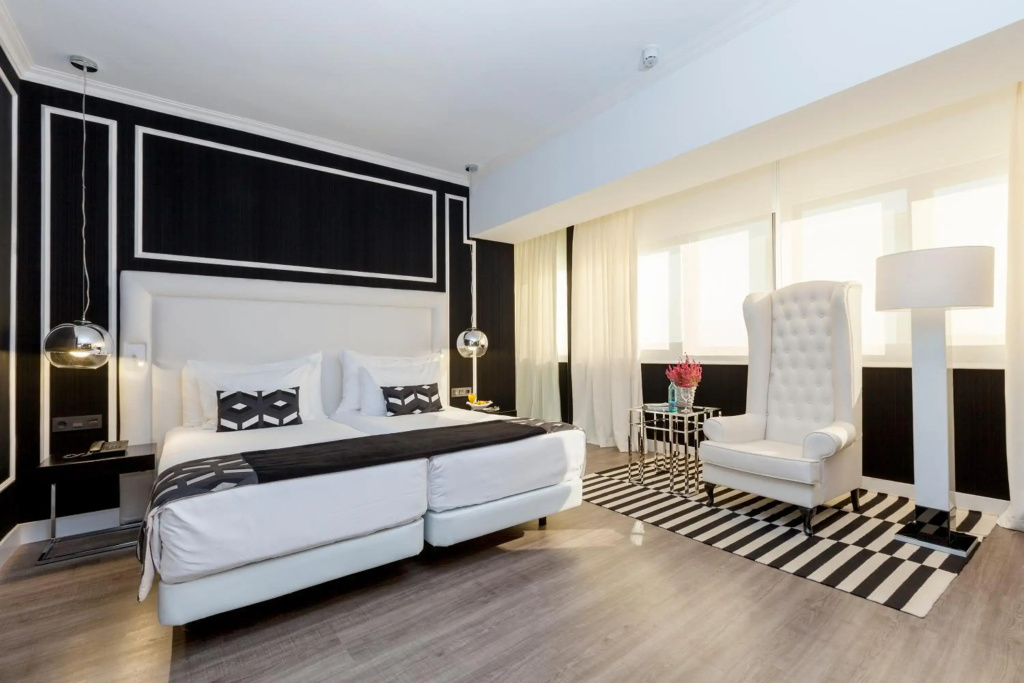 Hotel Tres Reyes Pamplona - Général