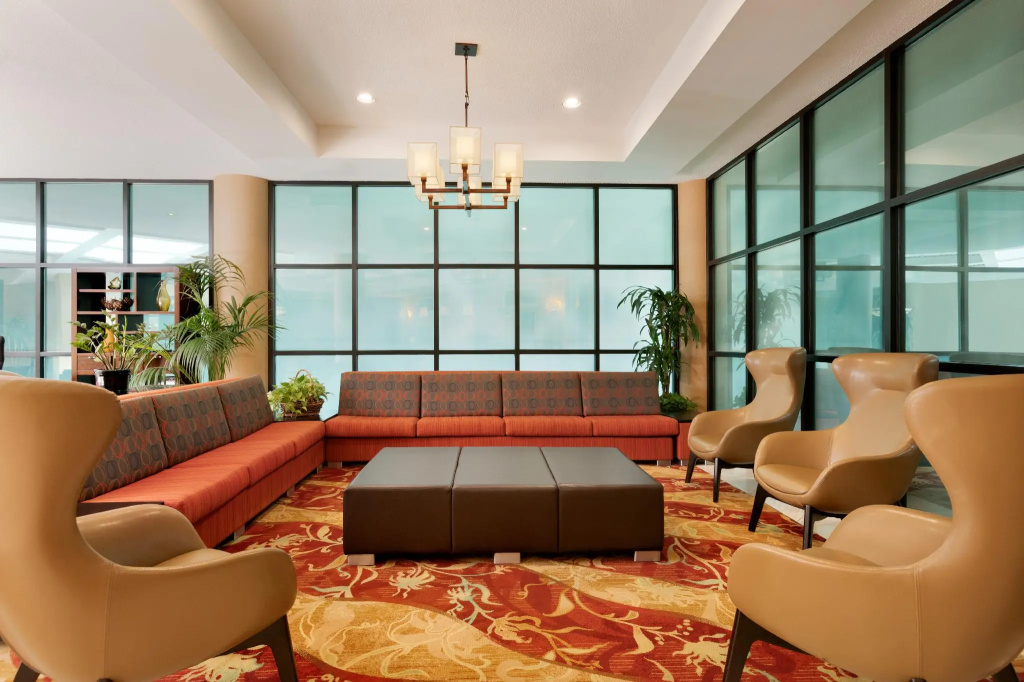 Crowne Plaza Auburn Hills by IHG - Général