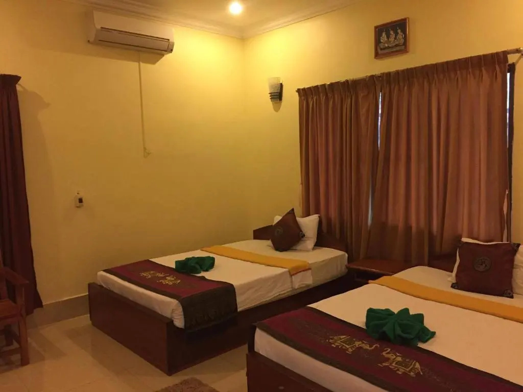 Standard Double room (twin beds)