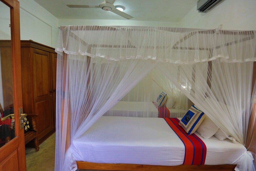 Hanthana House