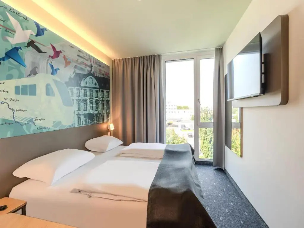 Double room full double bed