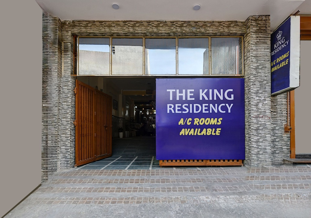 Fabhotel The King Residency