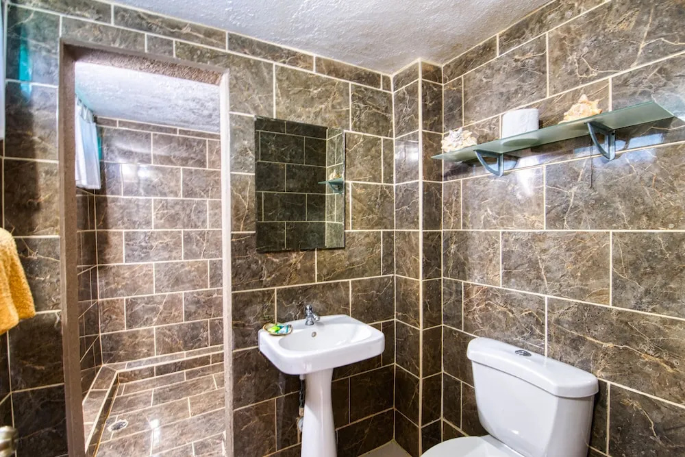 Yucca Beachfront Hotel - Chambres