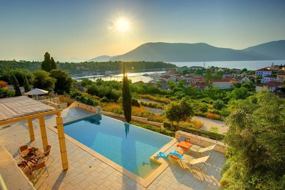 Beach & Waterfront