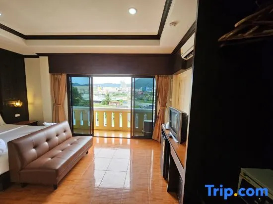 Standard Double room with balcony (full double bed)