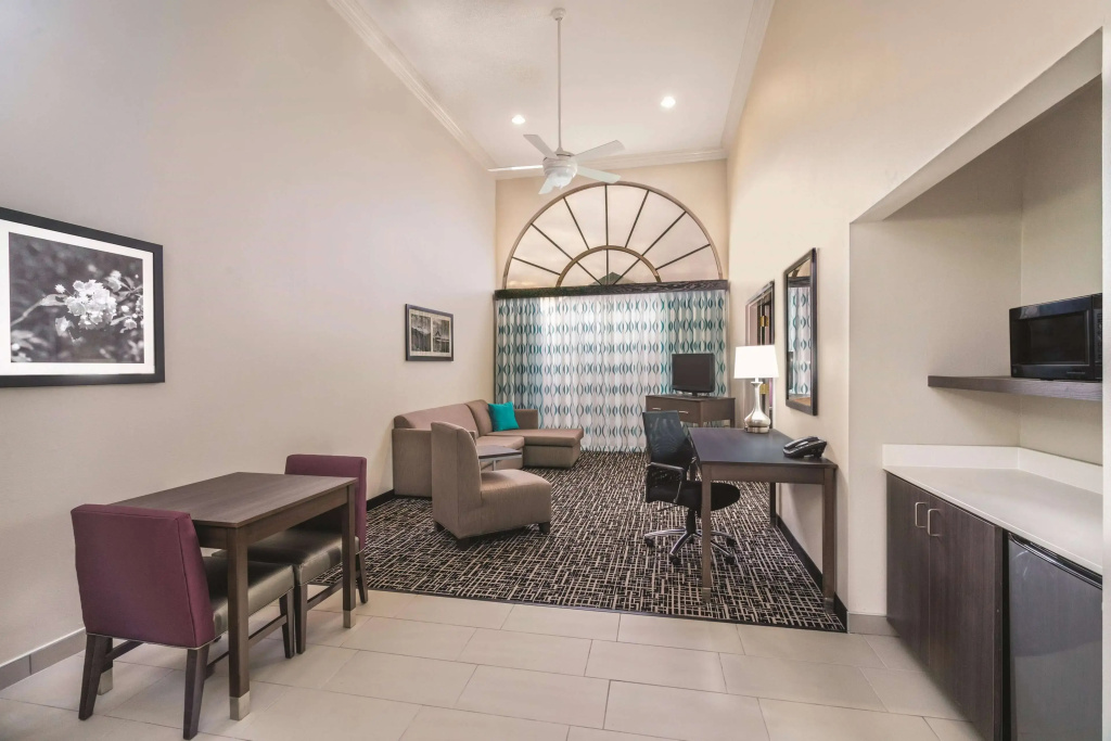 La Quinta Inn & Suites by Wyndham Loudon - Général