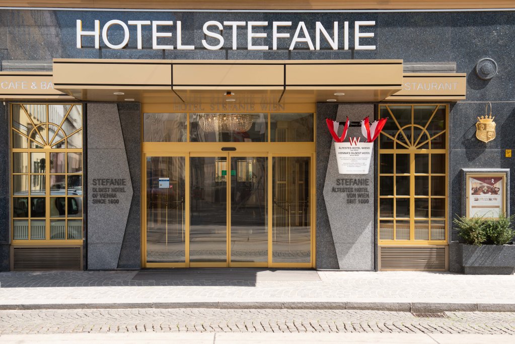 Hotel Stefanie (By Ostrovok
