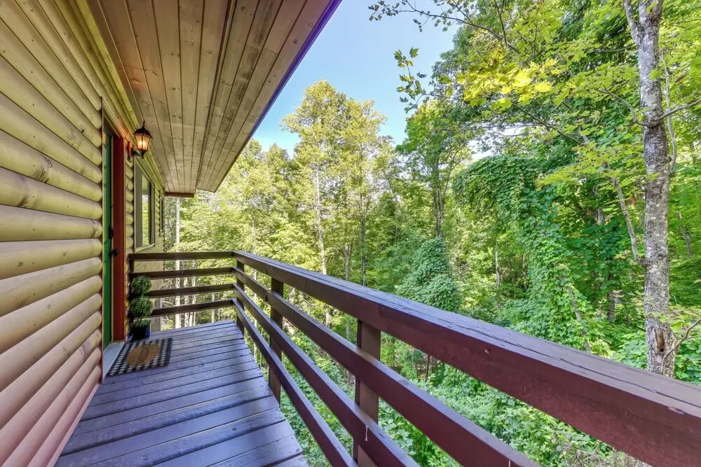 Bryson City Cabin in Smoky Mtn w/ Resort Amenities