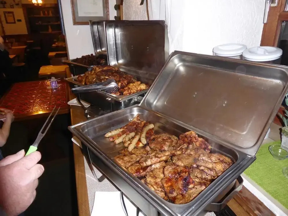 Food & Beverage