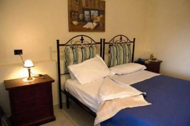 Tavernola Locanda Di Campagna - Chambres