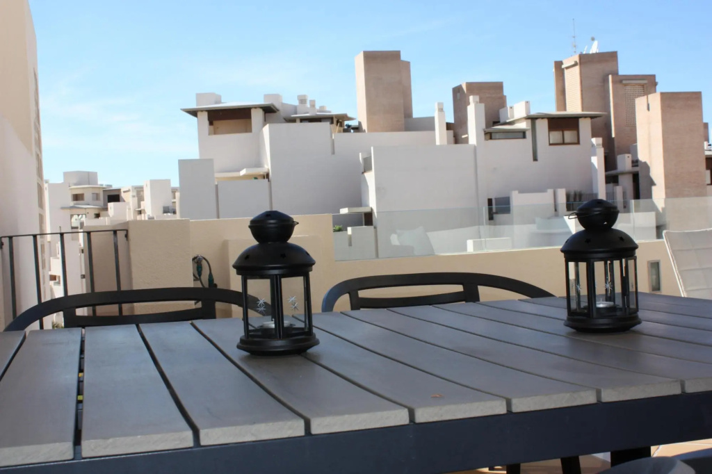 116 - Penthouse with Private Pool near beach