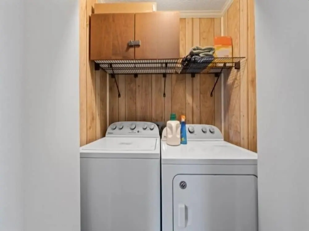 Breezy Does It - Take It "br-eezy" While You Stay In The Heart Of Carolina Beach. One Minute Walk To The Beach! 1 Bedroom Condo by RedAwning