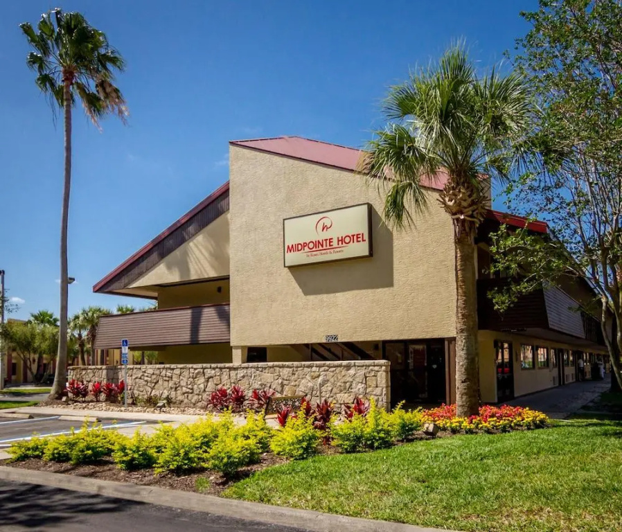 Midpointe At International Drive