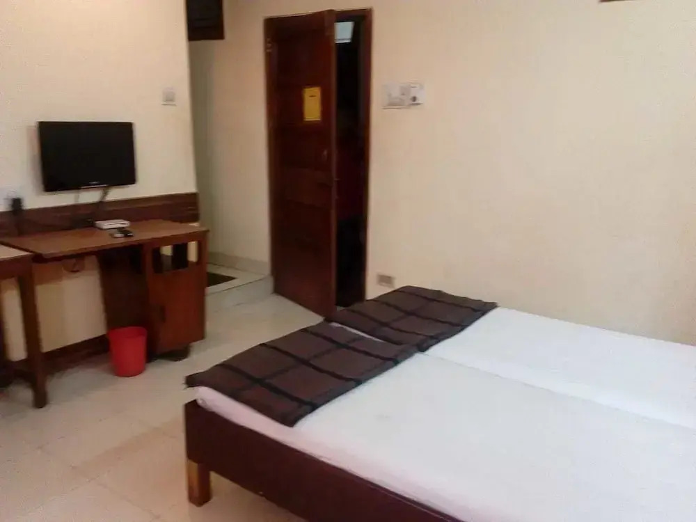 Samrat Ashok by iROOMZ — фото 4