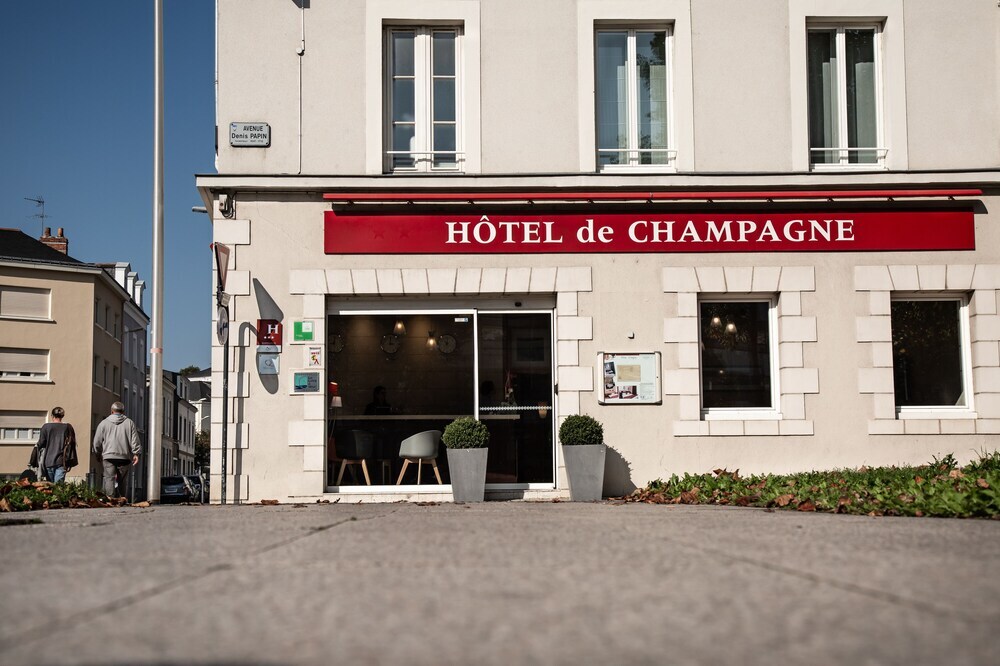 Hotel De Champagne
