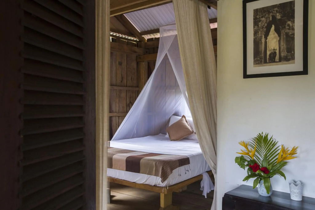 Champa Lodge