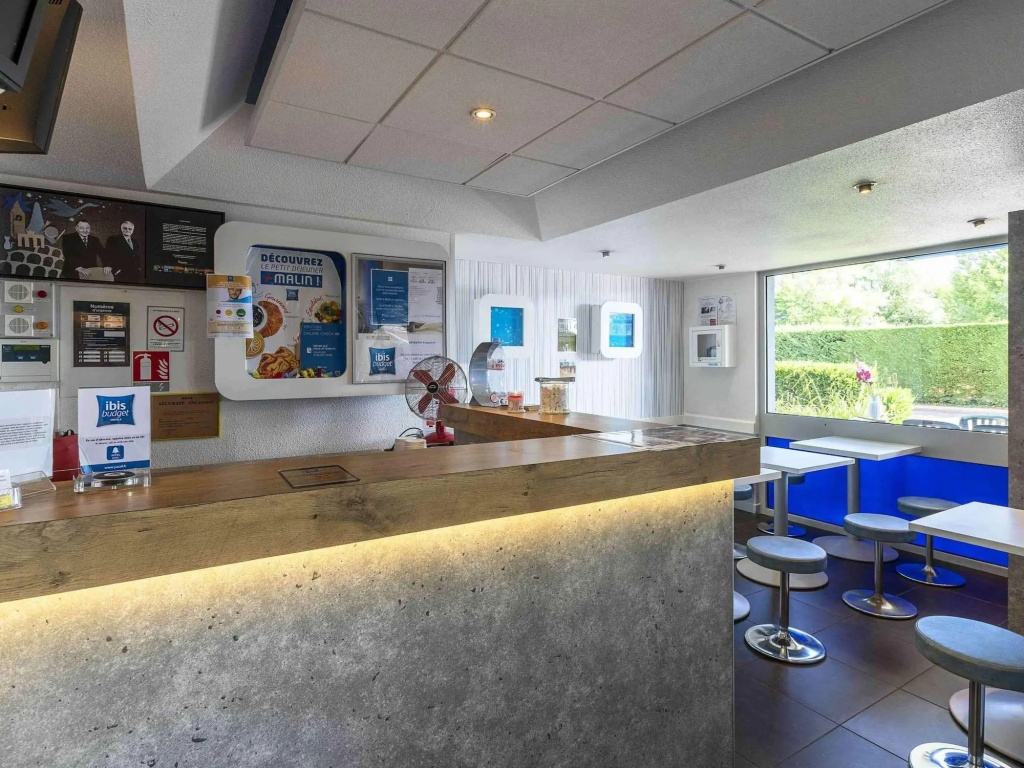 Voir la photo 2 — ibis budget Vichy