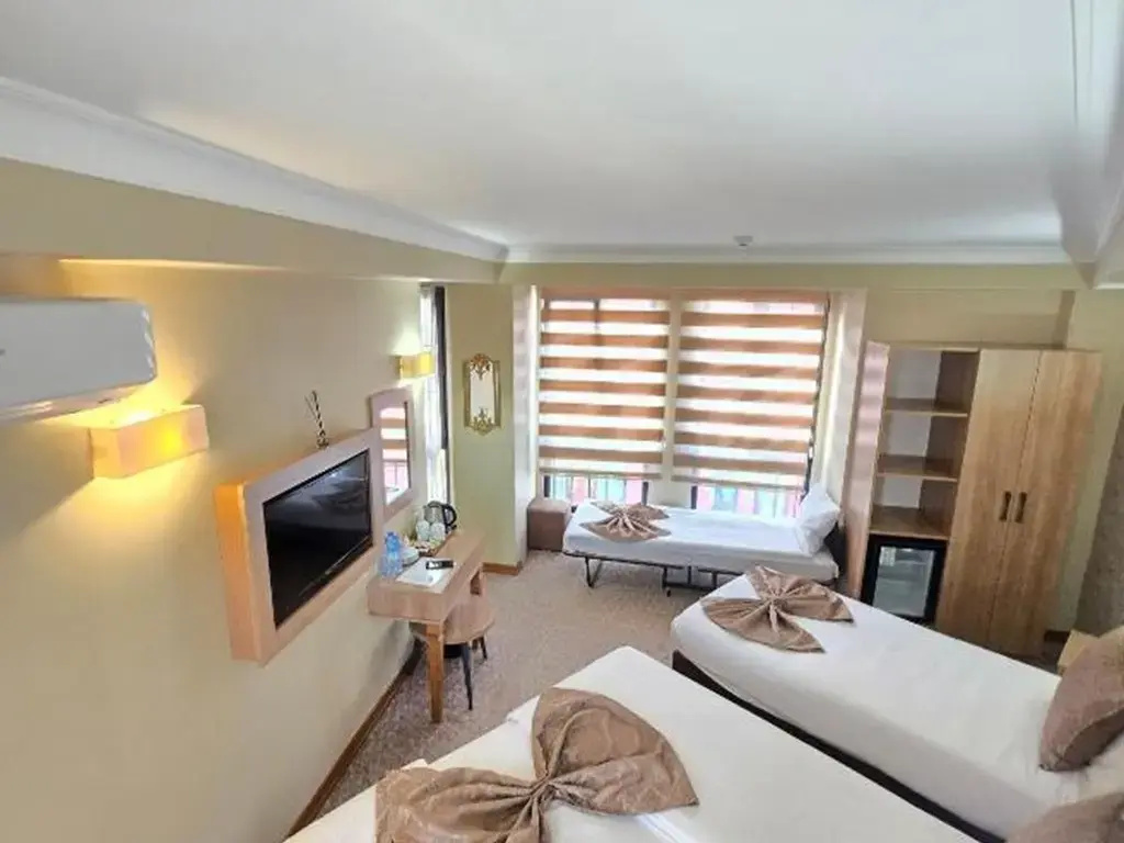 Standard Quadruple room